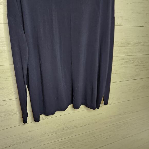 Vince Longsleeve Navy Pullover Tee Size Medium‎ - Picture 9 of 9